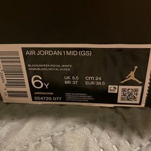 Air Jordan 1 MID